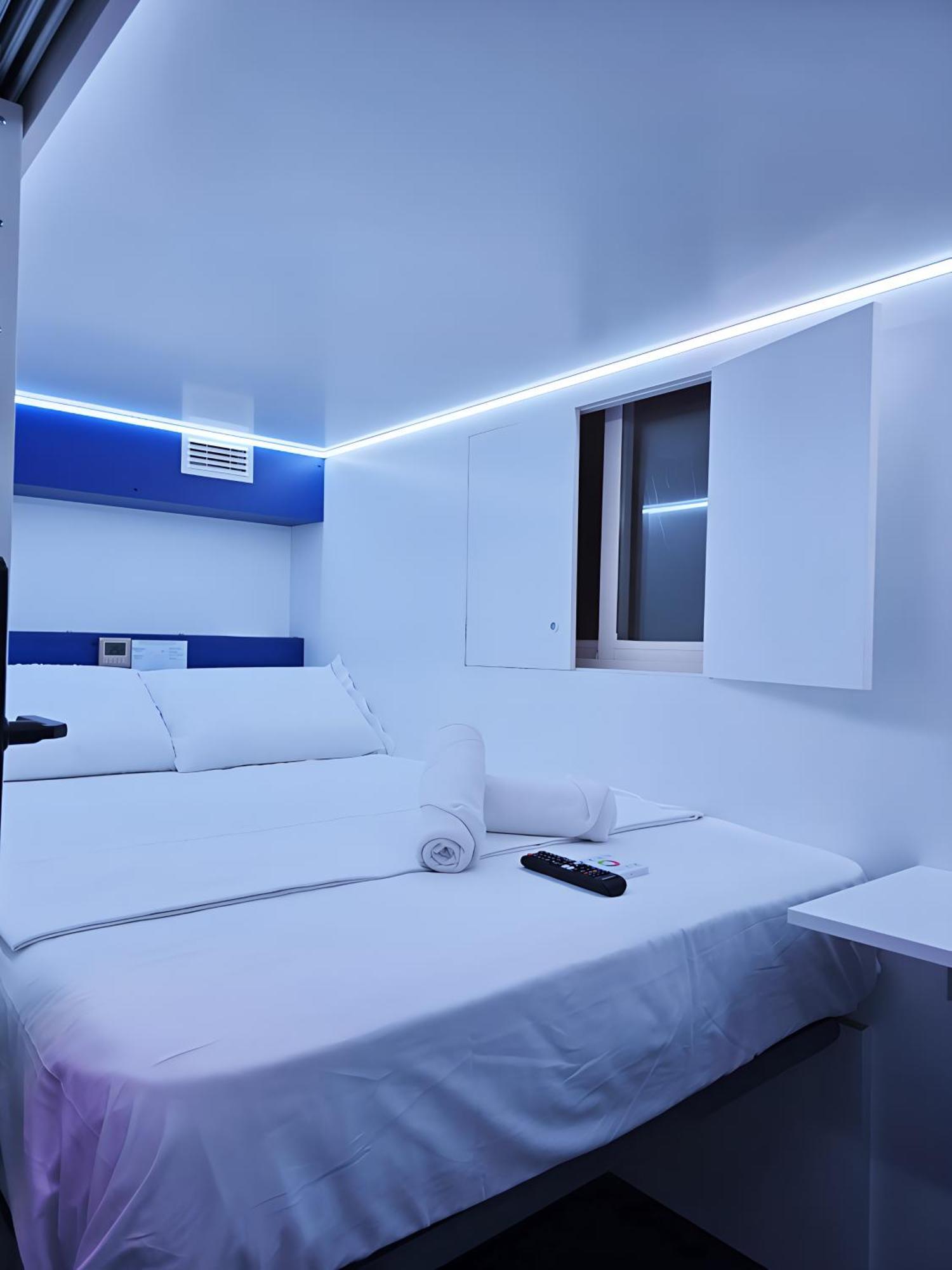 Modular Rooms Madrid Exterior photo